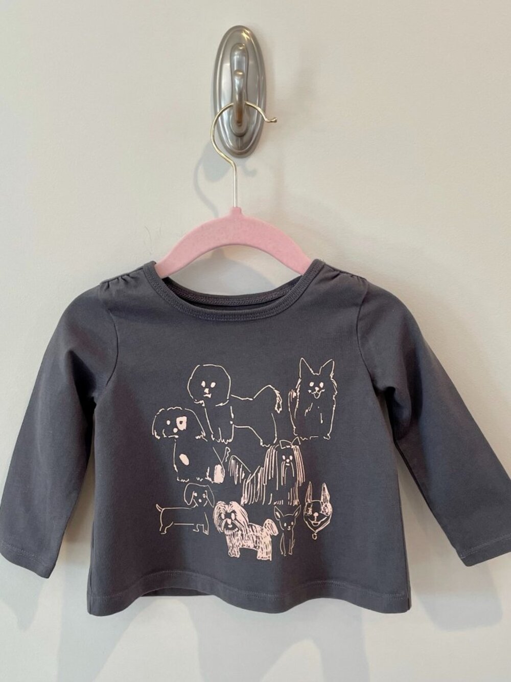 Tea Collection Gray Long Sleeve Tee with Metallic Dog Graphic - Sz 9-12m
